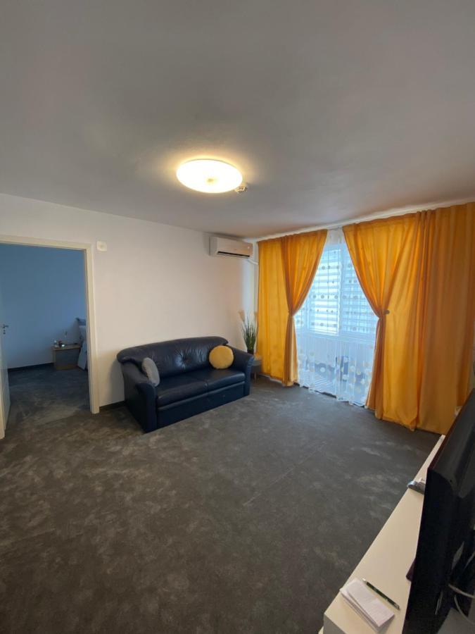 דירות Pucioasa Apartament Ultracentral David מראה חיצוני תמונה